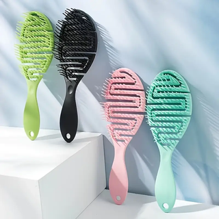 ESCOVA DE CABELO ERGONÓMICA - PARA TODO O TIPO DE CABELO